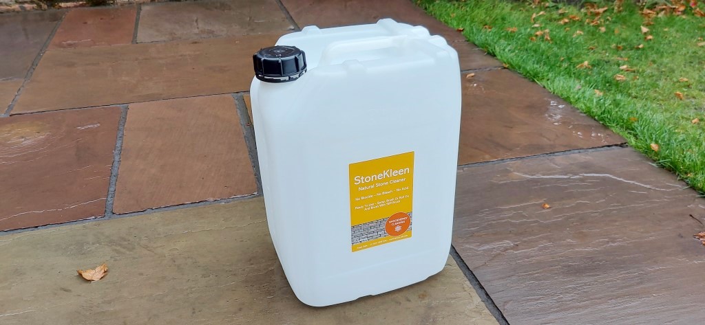 Patio Slabs Cleaner